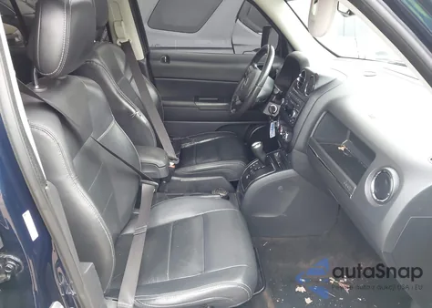 2015 Jeep Patriot High Altitude Edition z USA, uszkodzony, nr VIN 1C4NJPFA6FD246547